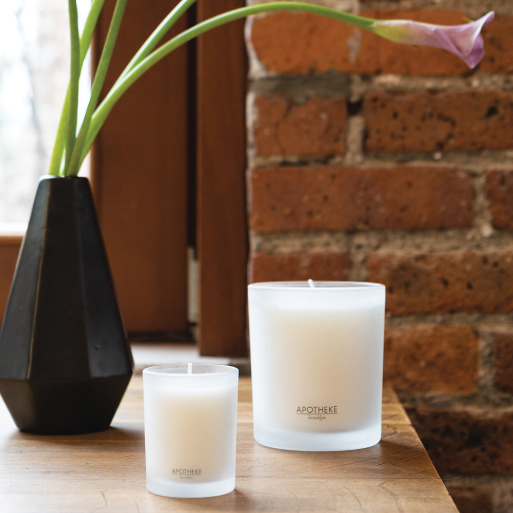 White Vetiver Hand-poured Candle 11 INCASA - Main Image